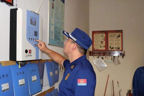 崇信消防救援大隊(duì)開(kāi)展消防技術(shù)服務(wù)機(jī)構(gòu)專項(xiàng)檢查 筑牢社會(huì)安全防線